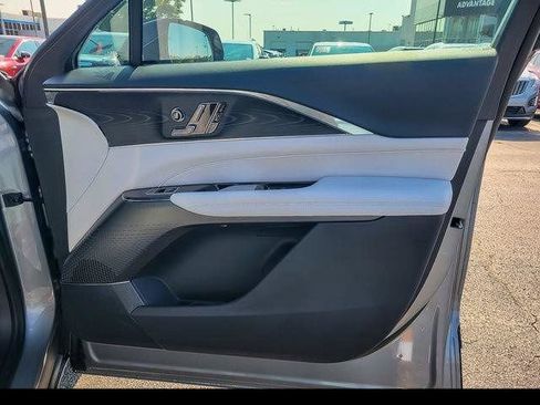 Certified 2024 Cadillac Lyriq Luxury RWD image 32