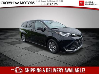 Used 2023 Toyota Sienna XLE