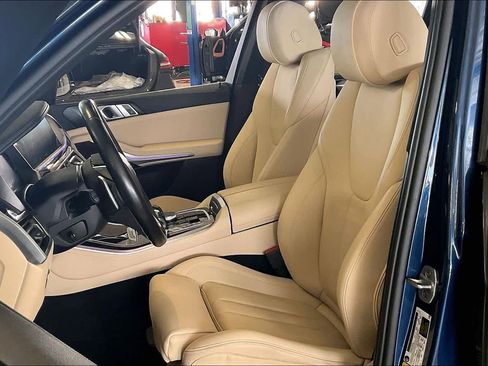 Used 2021 BMW X5 sDrive40i w/ Premium Package 2 image 7