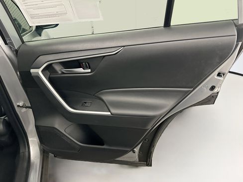 Used 2024 Toyota RAV4 XLE image 31