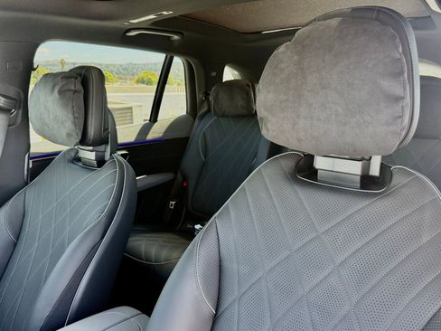 New 2026 Mercedes-Benz EQS 550 4MATIC SUV image 20
