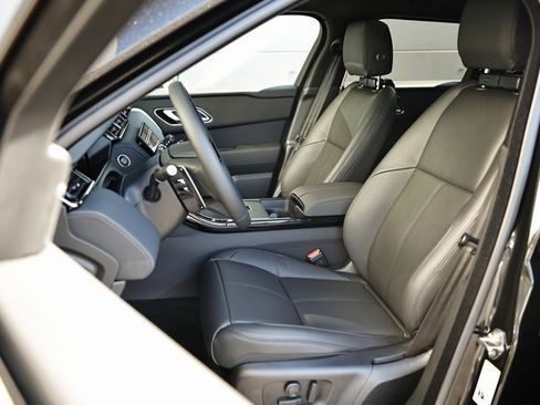 New 2026 Land Rover Range Rover Velar Dynamic SE image 26