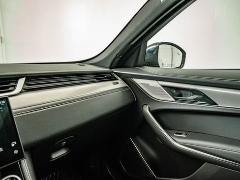 Certified 2025 Jaguar F-PACE R-Dynamic S image 26