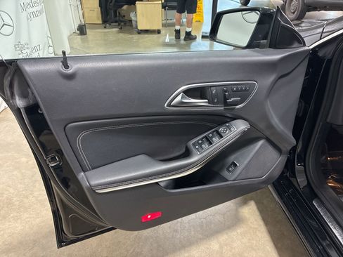 Used 2014 Mercedes-Benz CLA 250 CLA 250 image 6