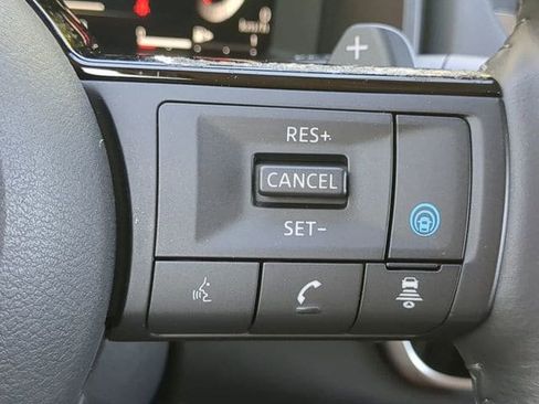 Used 2023 Nissan Rogue Platinum w/ Platinum Premium Package AWD/4WD image 26