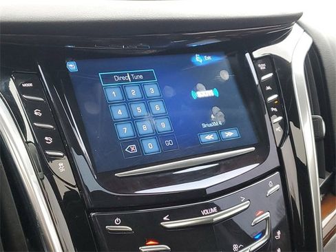 Used 2020 Cadillac Escalade Luxury image 14