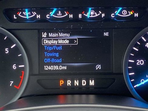 Used 2020 Ford Expedition XLT w/ Equipment Group 201A image 25