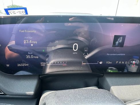 Used 2025 Buick Enclave Preferred w/ Power Package FWD image 6