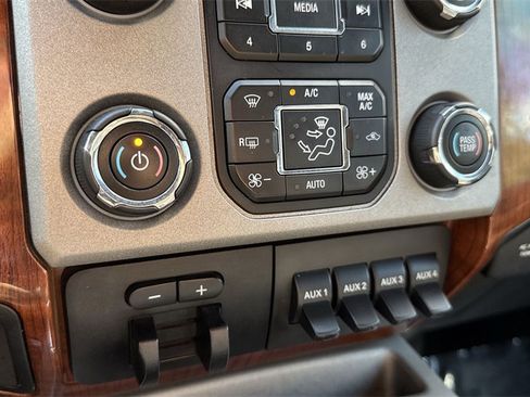 Used 2016 Ford F350 King Ranch image 52