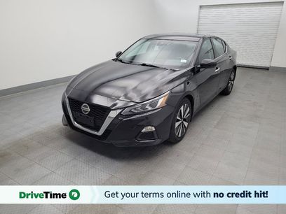 Used 2022 Nissan Altima 2.5 SV w/ SV Premium Package