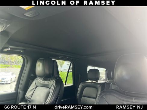 Used 2022 Lincoln Navigator L Reserve AWD/4WD image 15