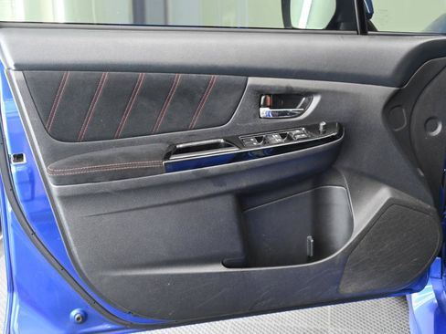 Used 2020 Subaru WRX STI AWD/4WD image 17
