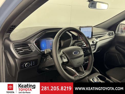 Used 2025 Ford Escape ST-Line Select image 13