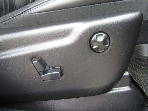 Used 2014 Jeep Grand Cherokee Limited w/ Trailer Tow Group IV image 26