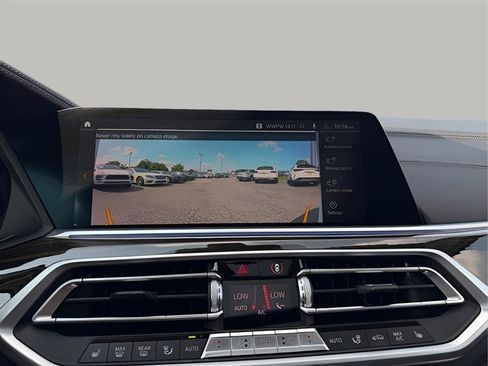Used 2020 BMW X7 xDrive40i w/ Premium Package AWD/4WD image 54