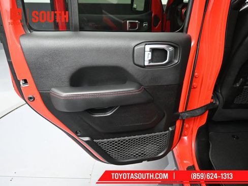 Used 2022 Jeep Wrangler Unlimited Rubicon w/ Xtreme Recon 35" Tire Package image 29