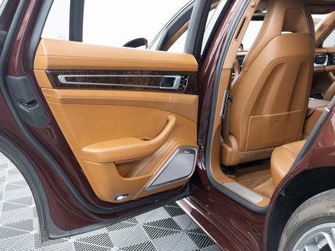 Used 2018 Porsche Panamera Turbo S image 22