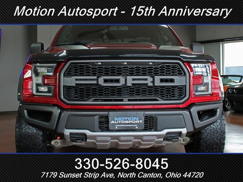Used 2019 Ford F150 Raptor AWD/4WD image 3