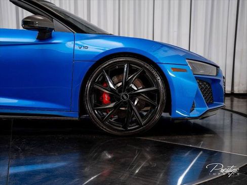 Used 2023 Audi R8 V10 performance RWD image 25