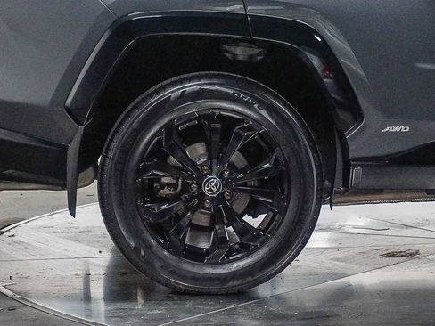 Certified 2023 Toyota RAV4 SE image 7