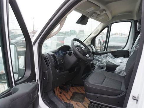 New 2025 RAM ProMaster 1500 w/ Convenience Group FWD image 9