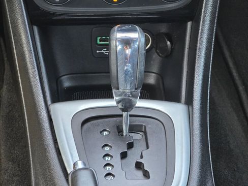Used 2012 Chrysler 200 Touring w/ Sun/Sound Group FWD image 14
