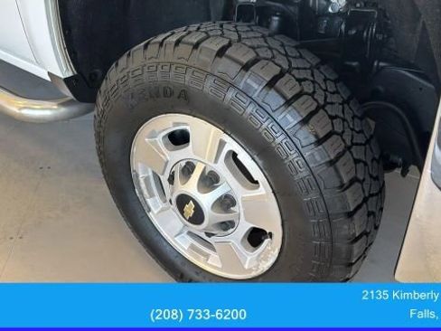 Used 2015 Chevrolet Silverado 2500 LT AWD/4WD image 10