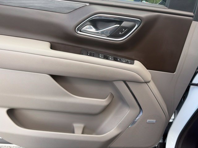 Used 2023 GMC Yukon SLT RWD image 7
