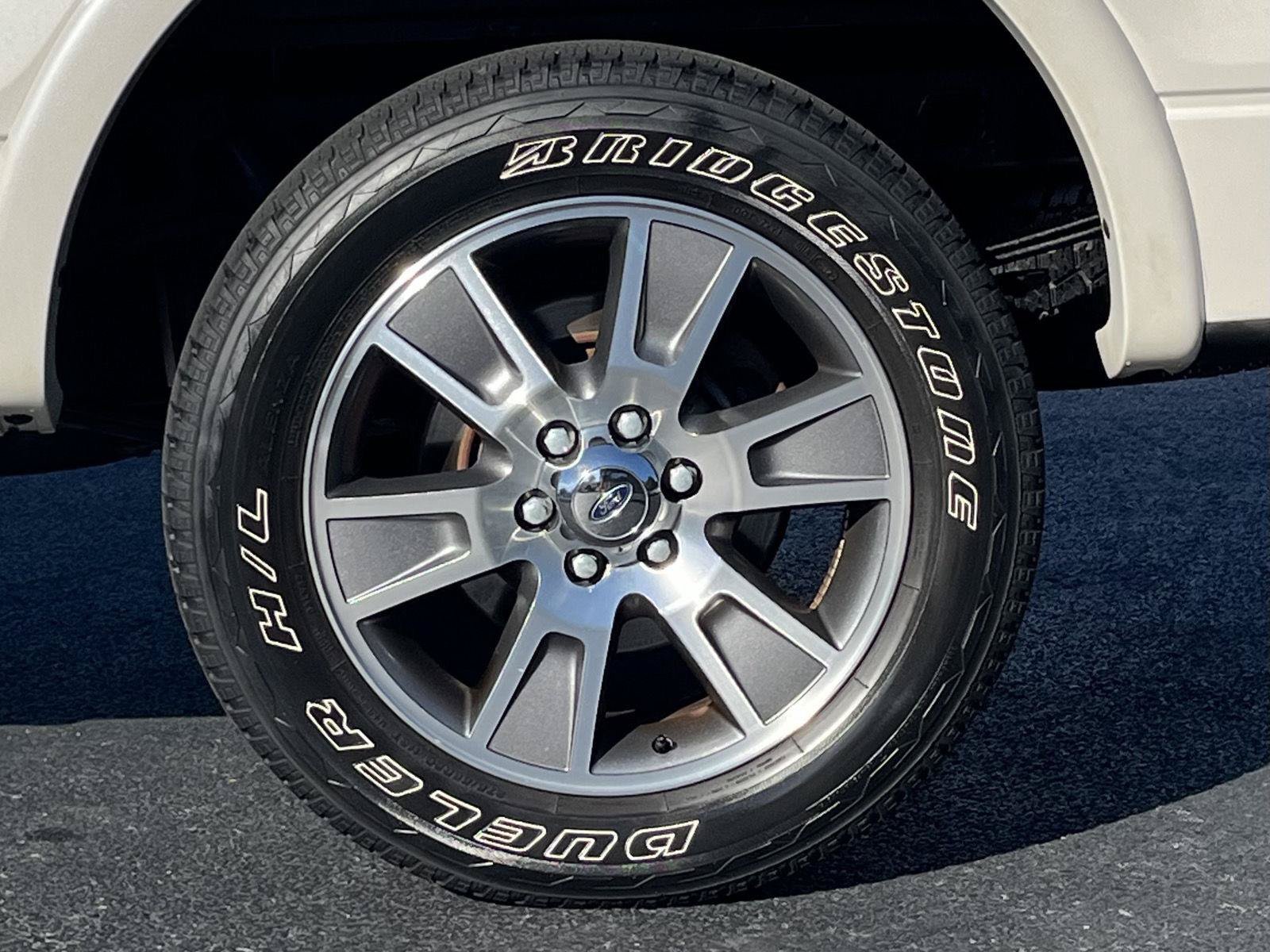 Used 2014 Ford F150 Lariat w/ Equipment Group 501A Mid RWD image 26