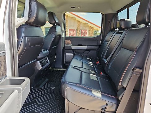 Used 2024 Ford F250 Lariat w/ Lariat Ultimate Package AWD/4WD image 9