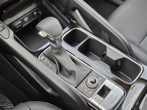 New 2025 Kia Telluride S image 15