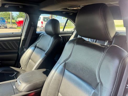 Used 2013 Ford Taurus SEL FWD image 9