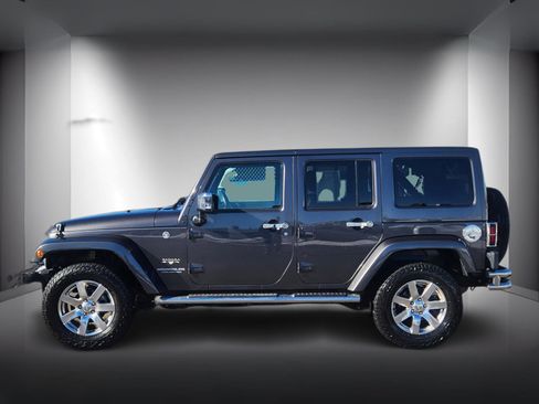 Used 2016 Jeep Wrangler Unlimited Sahara w/ Mopar Chrome Edition Group image 2