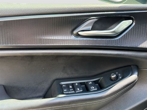 Used 2024 Jeep Grand Cherokee L Laredo image 19