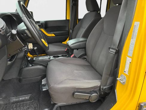 Used 2015 Jeep Wrangler Unlimited Sport w/ Quick Order Package 24S image 7