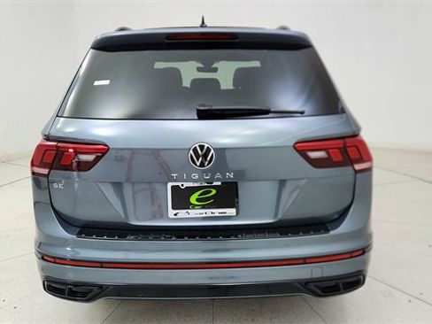 Used 2023 Volkswagen Tiguan SE R-Line image 5