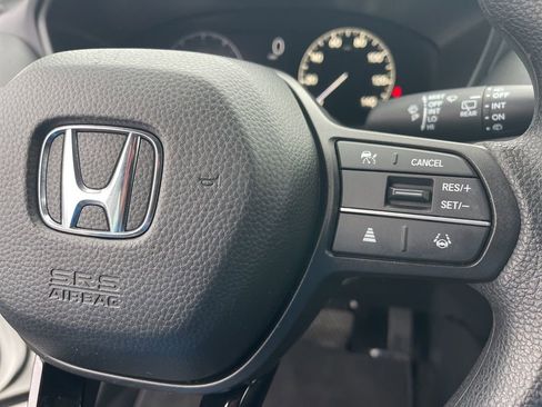 Used 2025 Honda HR-V LX image 13