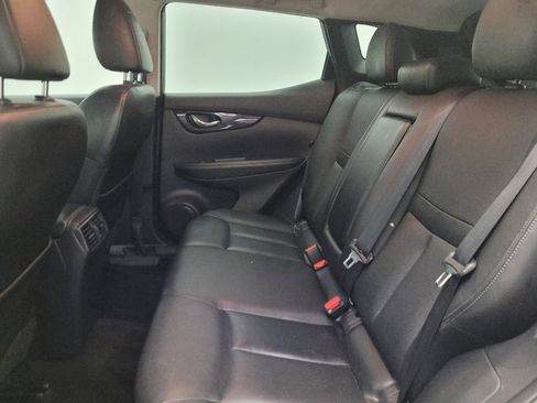 Used 2017 Nissan Rogue Sport SL FWD image 18