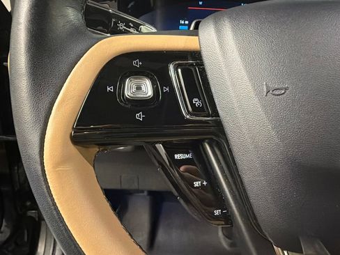 Used 2023 Lincoln Corsair Grand Touring w/ Equipment Group 302A AWD/4WD image 17
