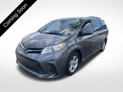 Used 2020 Toyota Sienna LE