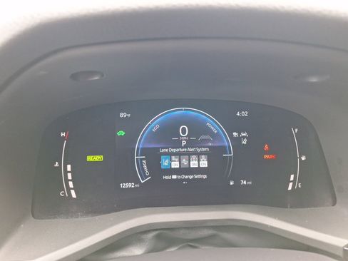 Used 2025 Toyota Camry SE w/ Convenience Package FWD image 19