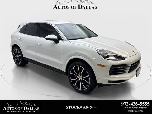 Used 2022 Porsche Cayenne w/ Premium Package AWD/4WD image 1