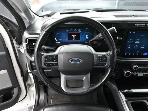 Used 2023 Ford F250 Lariat w/ Lariat Ultimate Package AWD/4WD image 30