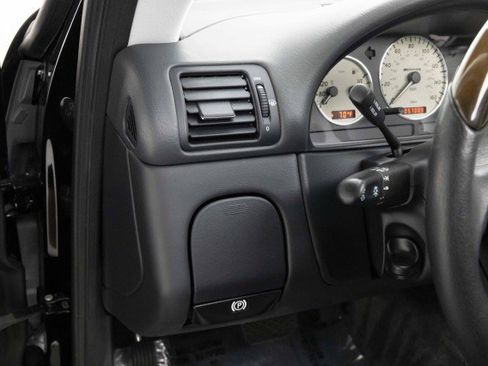 Used 2002 Mercedes-Benz ML 55 AMG 4MATIC image 30