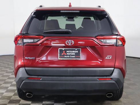 Used 2022 Toyota RAV4 XLE AWD/4WD image 10