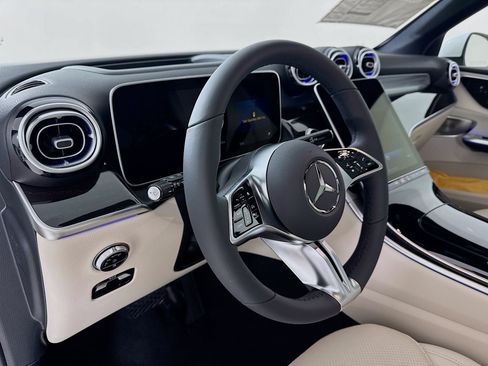 New 2026 Mercedes-Benz GLC 300 4MATIC image 10