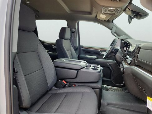 New 2025 Chevrolet Silverado 1500 LT image 16