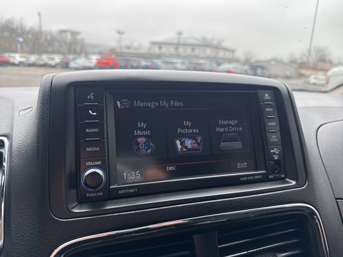 Used 2019 Dodge Grand Caravan SE w/ Power Convenience Group I image 27