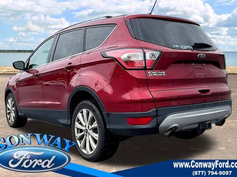 Used 2018 Ford Escape Titanium image 4