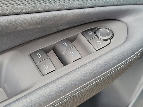 New 2026 Chevrolet Blazer EV LT image 13